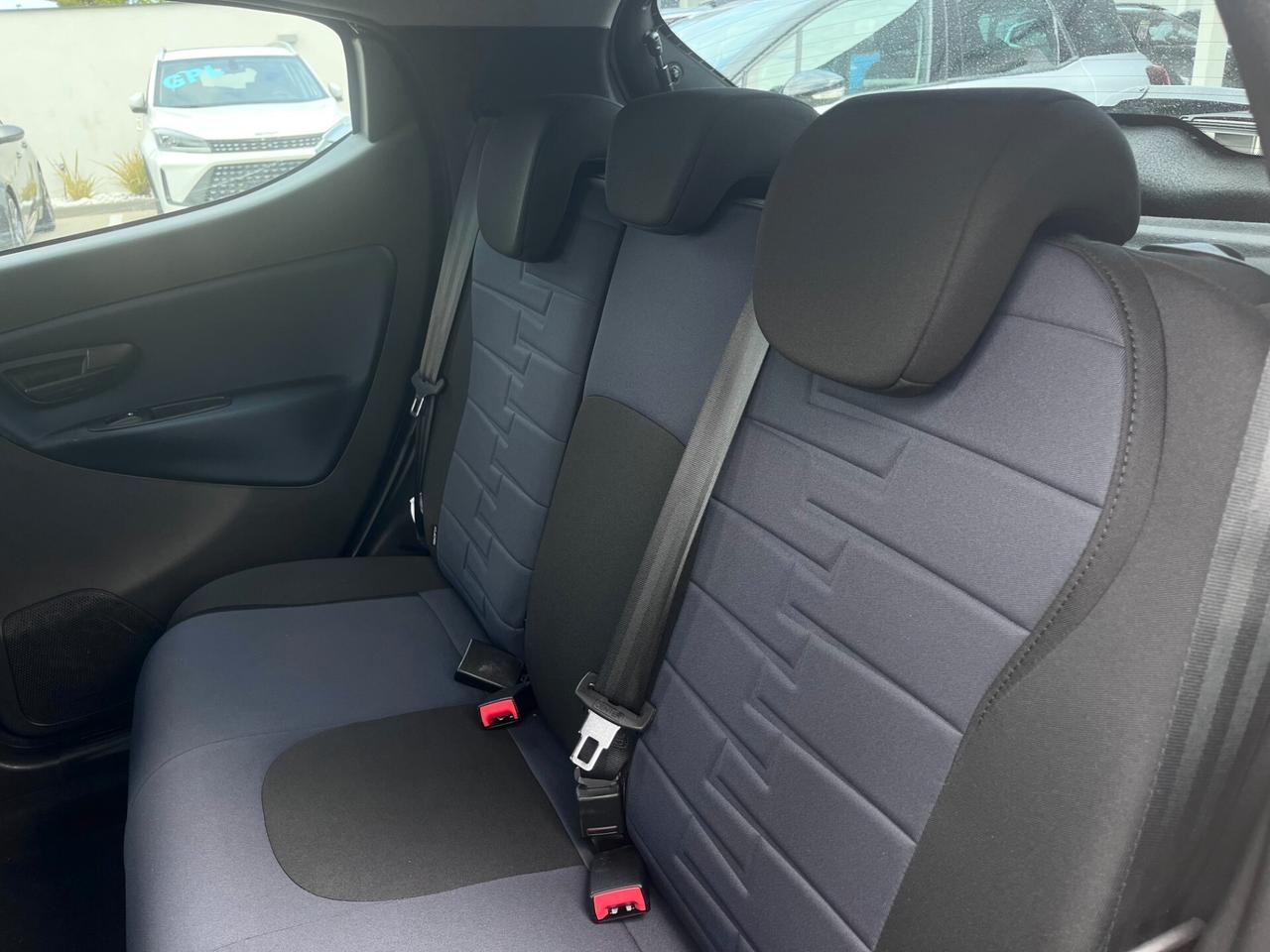 Lancia Ypsilon 1.0 FireFly 5 porte S&S Hybrid Gold