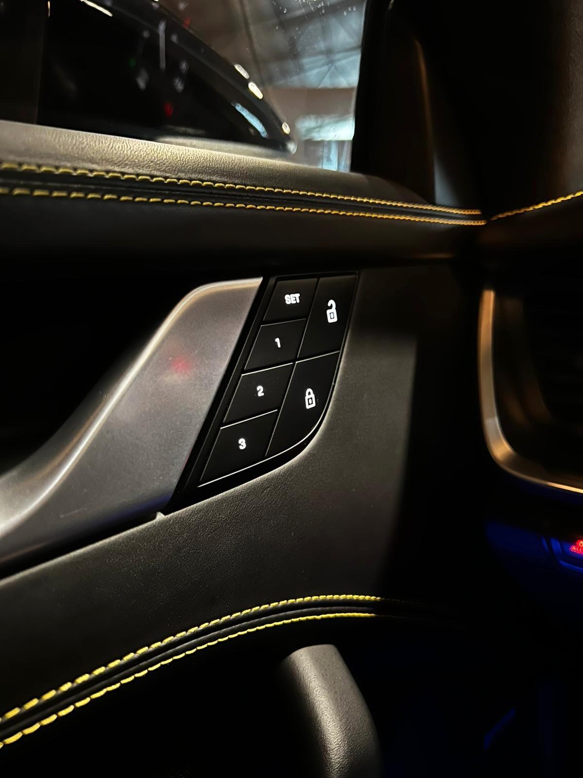 Porsche 911 Turbo S Coupé UNICO IN ITALIA!