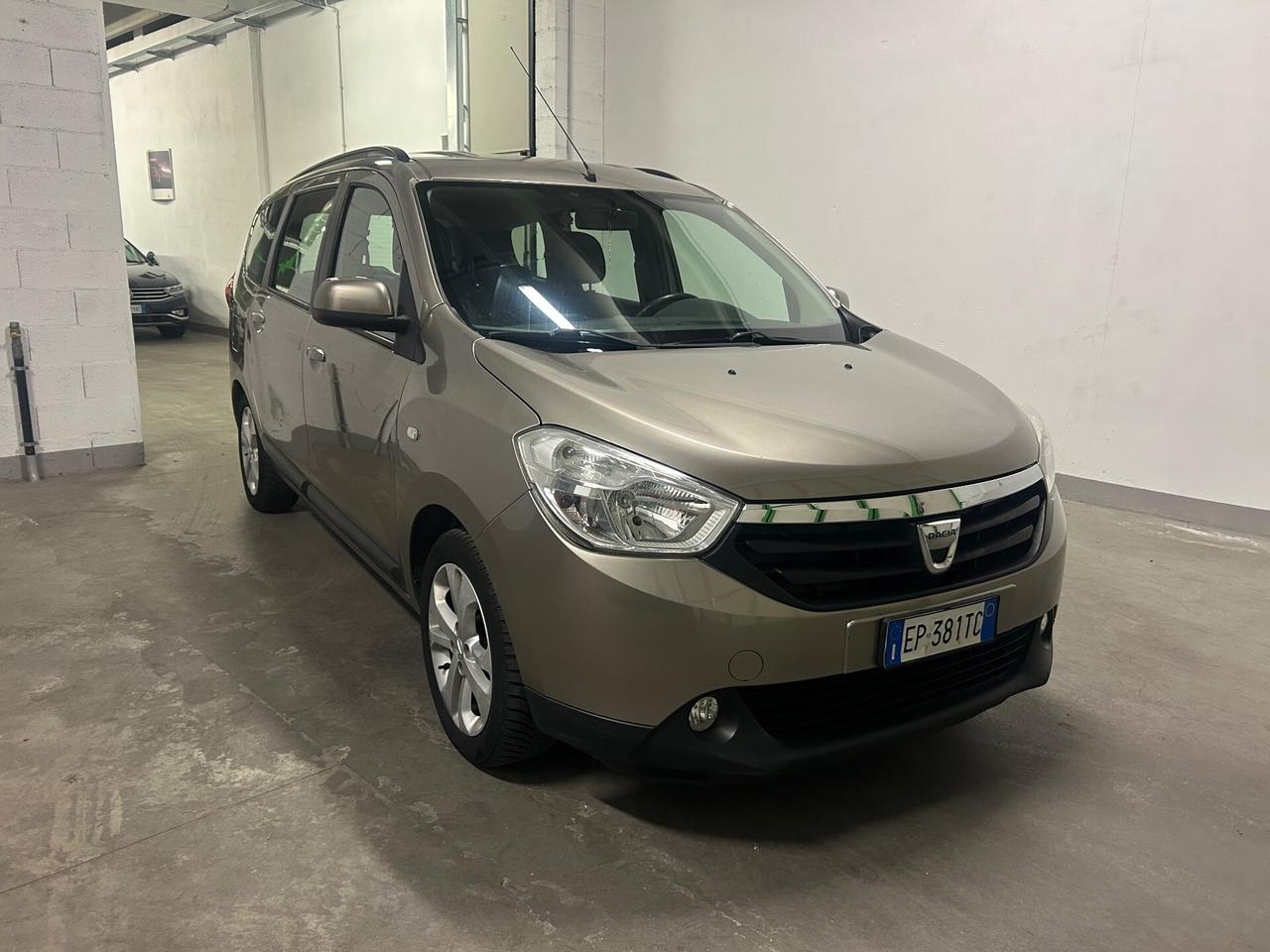 Dacia Lodgy 1.6 8V 85CV 5 posti Lauréate
