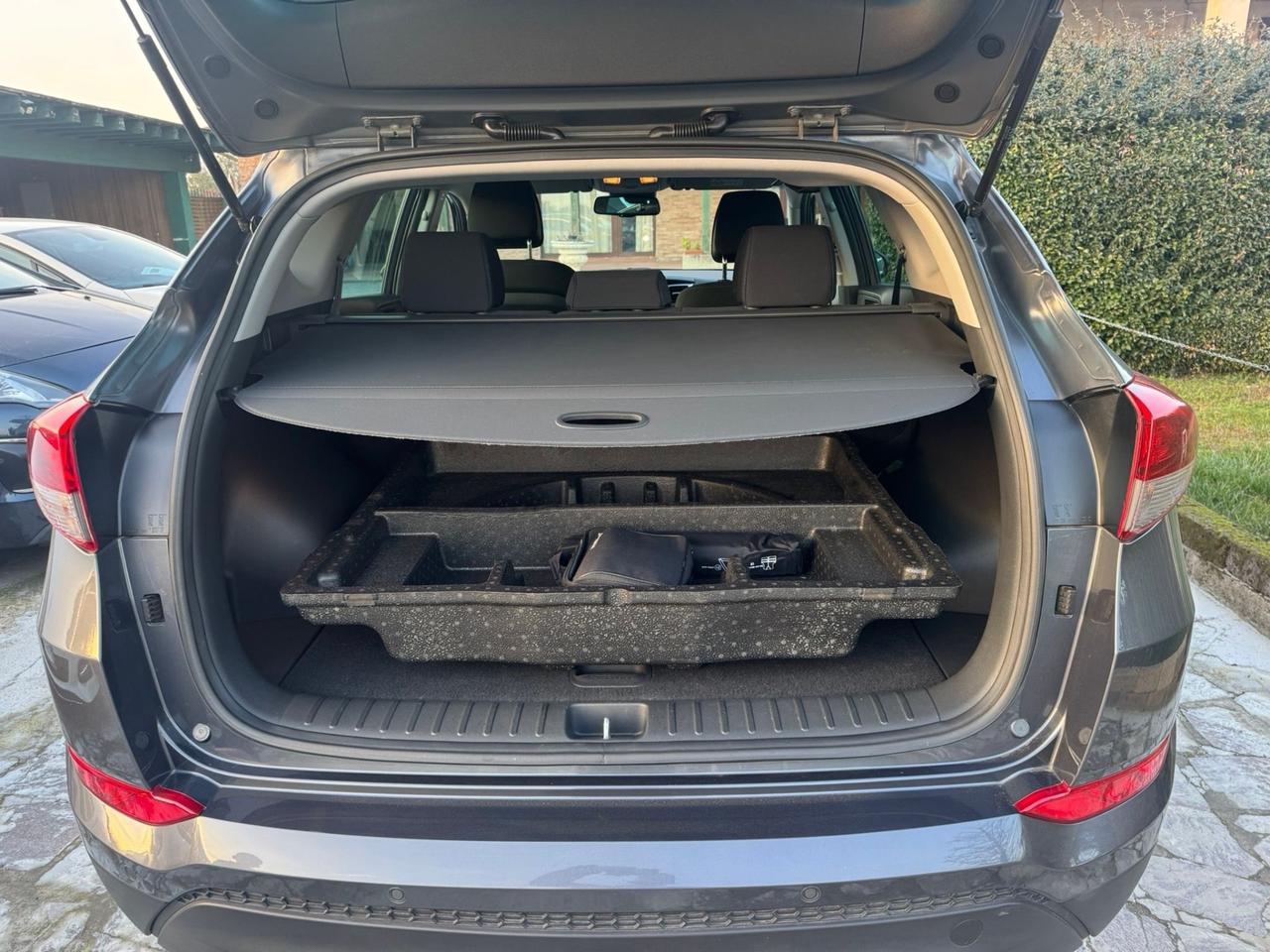 Hyundai Tucson 1.7 CRDi Sound Edition neopatentati