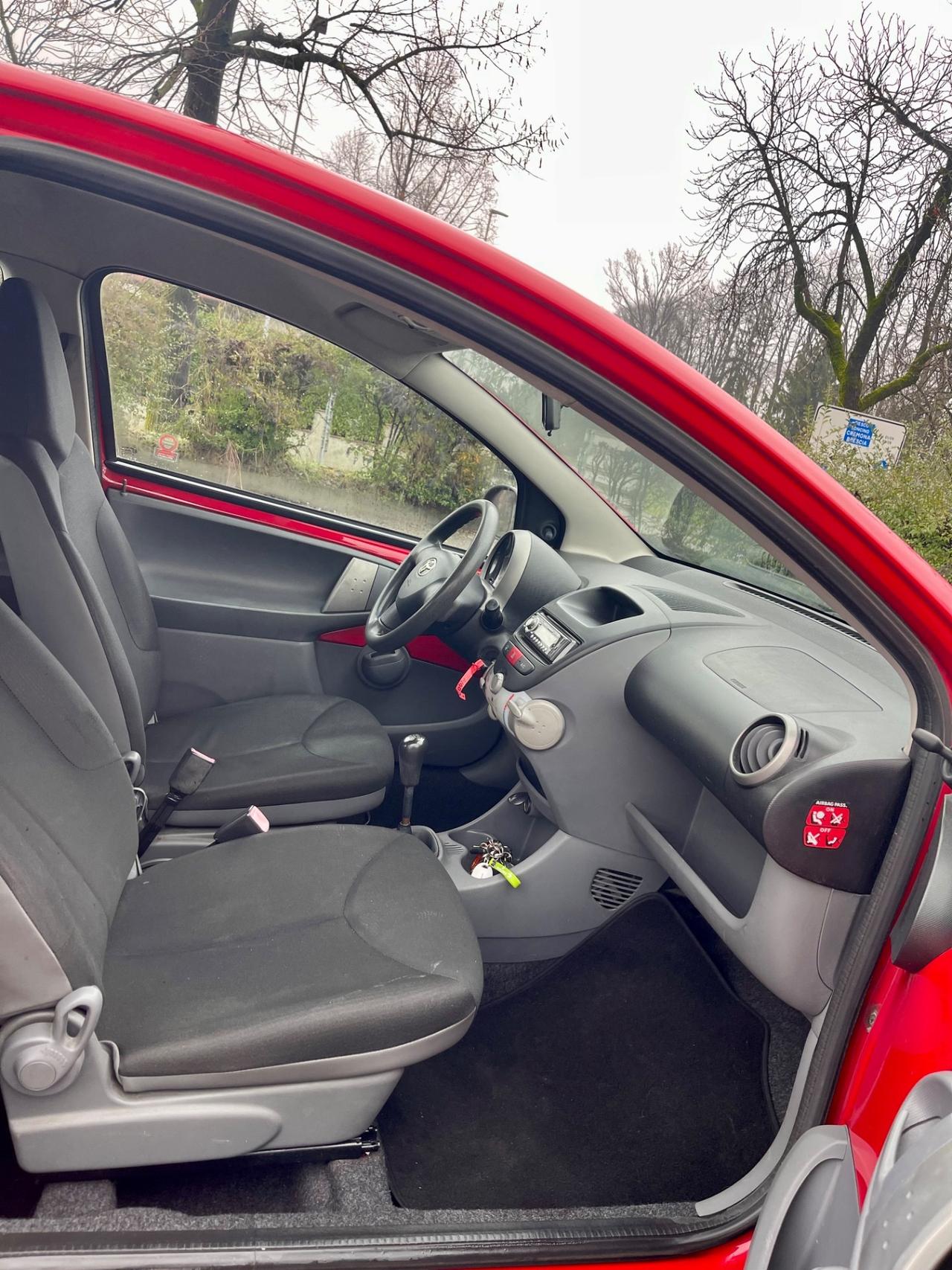 Toyota Aygo 1.0 12V VVT-i 3 porte Now