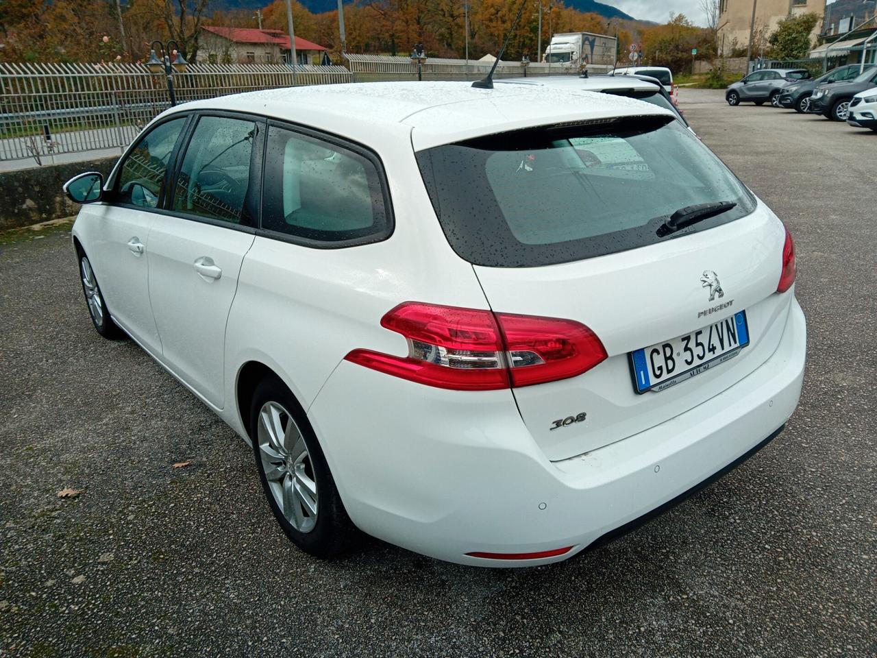 Peugeot 308 BlueHDi 130 S&S SW Business