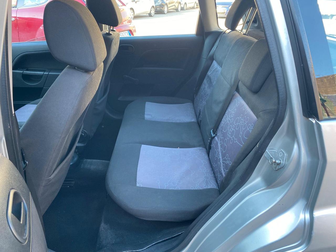 Ford Fiesta 1.4 TDCi 5p. Full opt restyling economica 2006