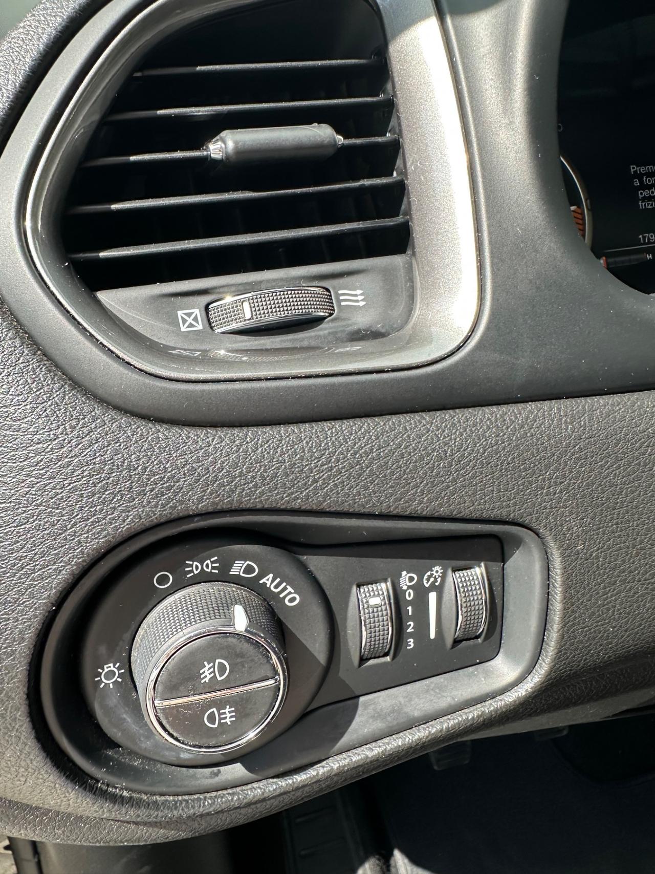 Jeep Renegade 2.0 Mjt 140CV 4WD 12/2018 KM 179305 CERT 1PROP