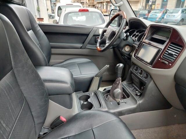 Mitsubishi Pajero 3.2 16V DI-D 3p. GLS