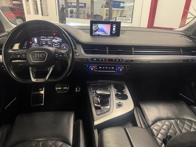 AUDI Q7 2ª serie SQ7 4.0 V8 TDI quattro tiptro...