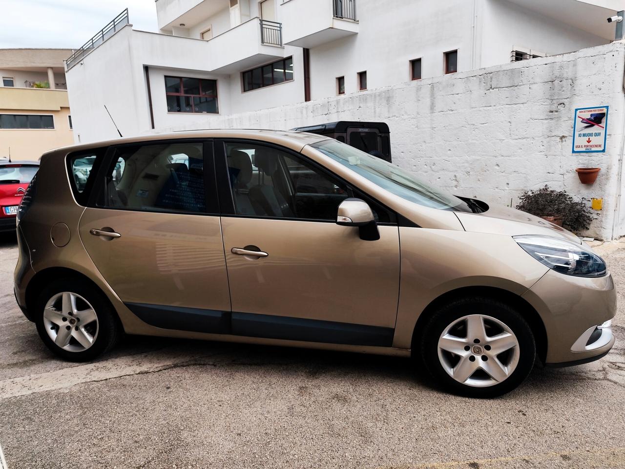 Renault Scenic Scénic XMod Cross 1.6 Wave