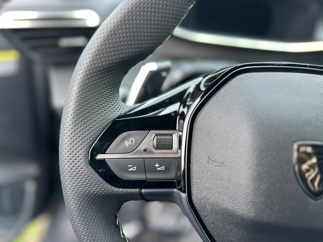 PEUGEOT 208 II 2023 - 208 5P - GT Hybrid 136 E-DCS6