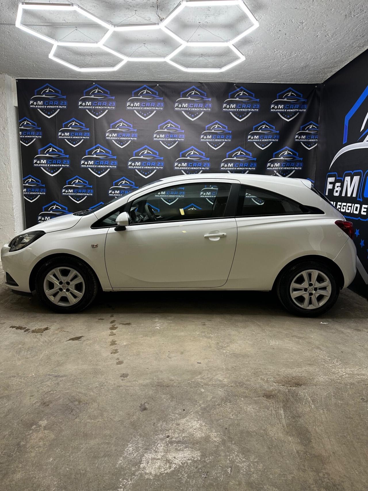 Opel Corsa GPL casa madre EURO 6