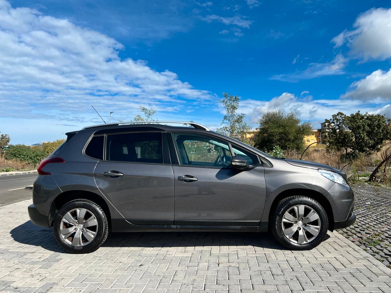 Peugeot 2008 1.6HDI PARI AL NUOVO FULL 2016