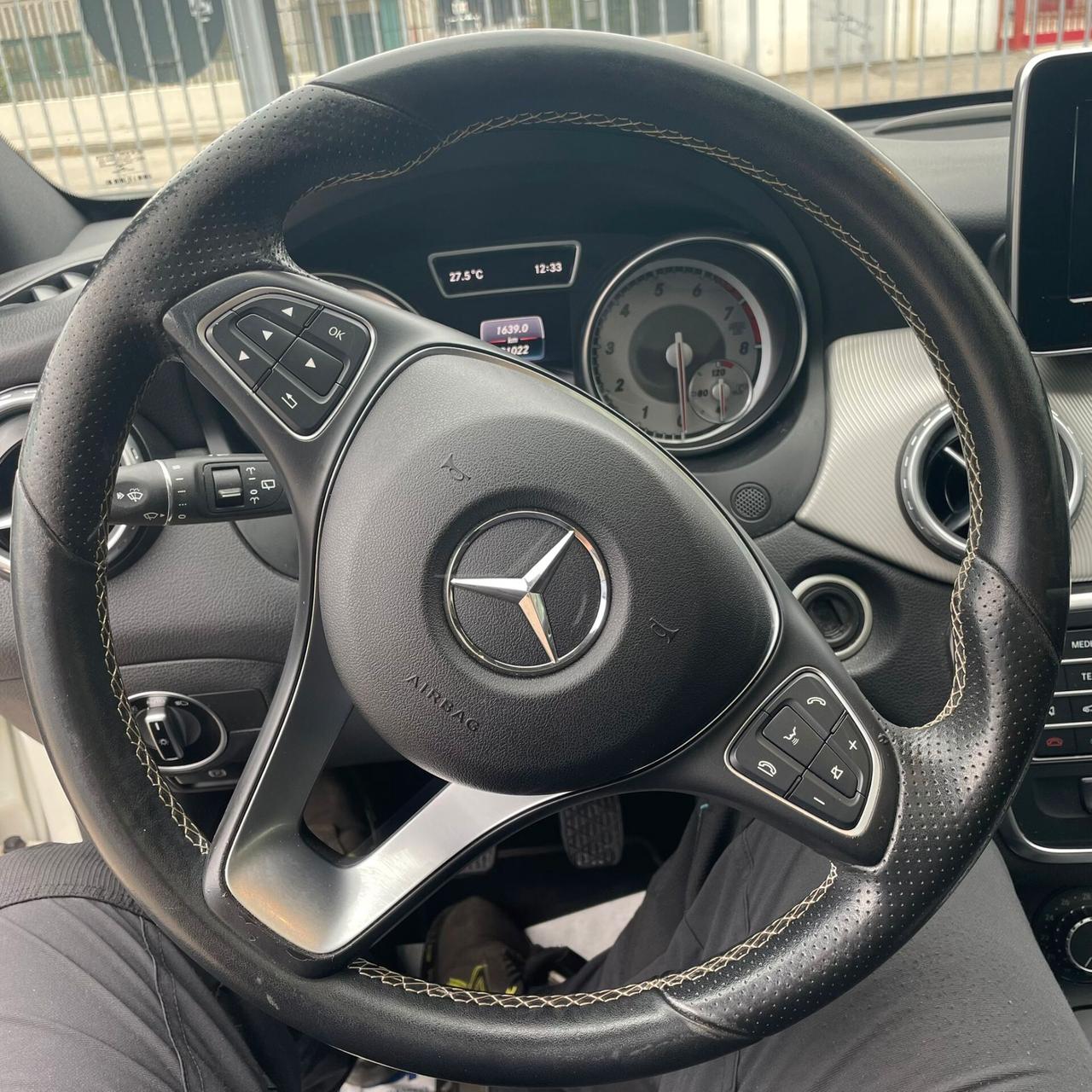 Mercedes-benz GLA 180 Executive