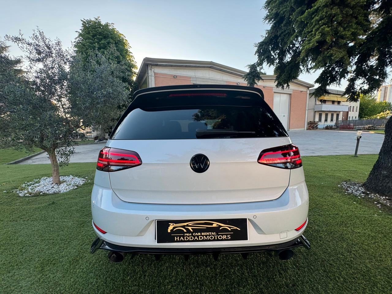 Volkswagen Golf GTI Golf 2.0 TSI GTI