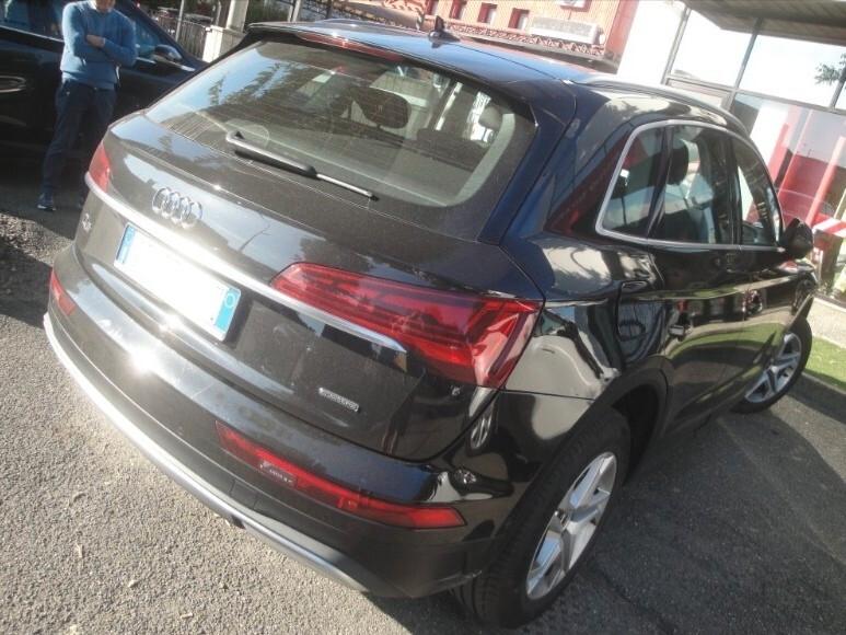 Audi Q5 40 2.0TDI MHEV IBRIDA 204CV 2022