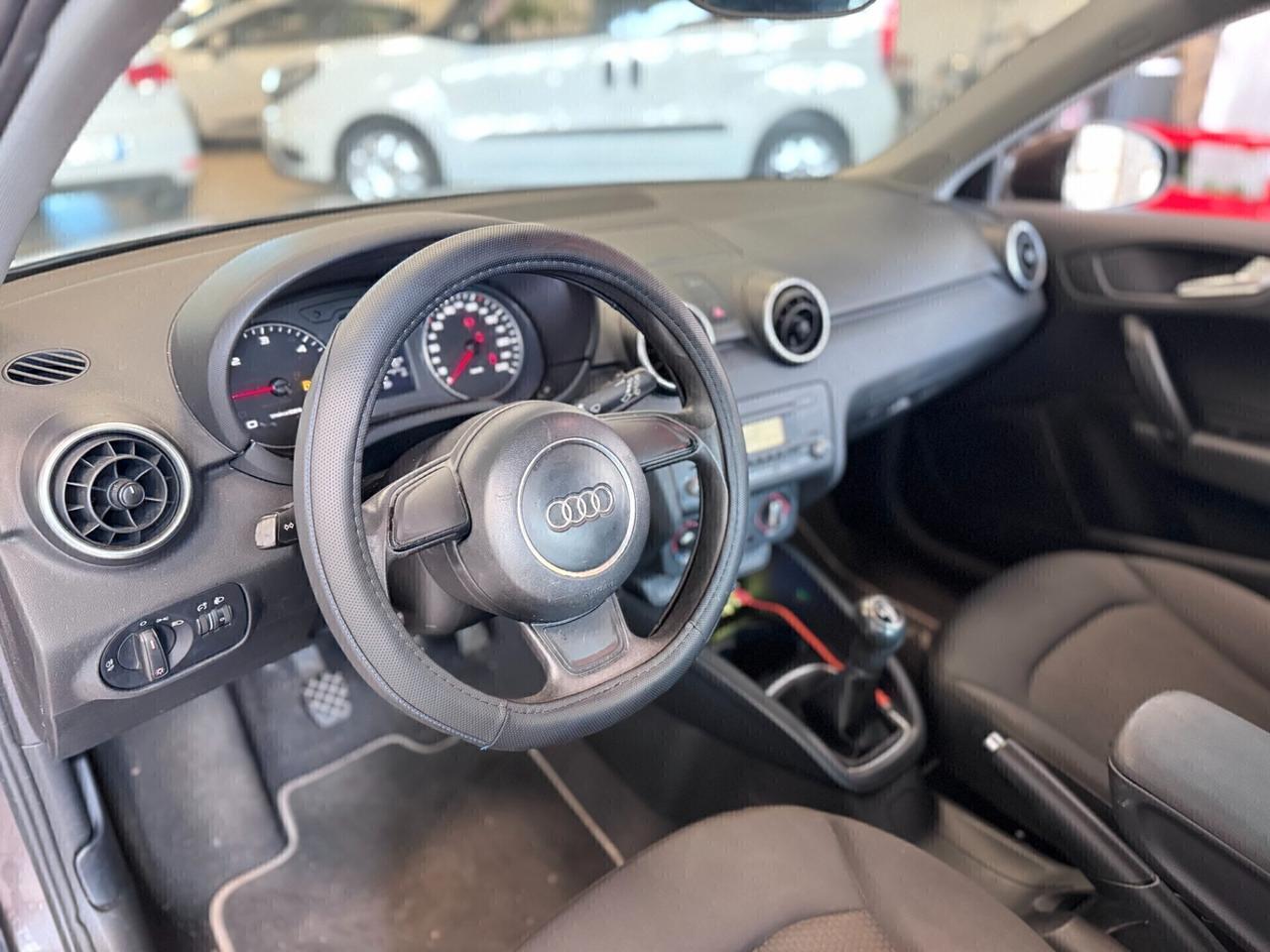 Audi A1 1.6 TDI 105 CV Ambition VISIBILE SU APPUNTAMENTO