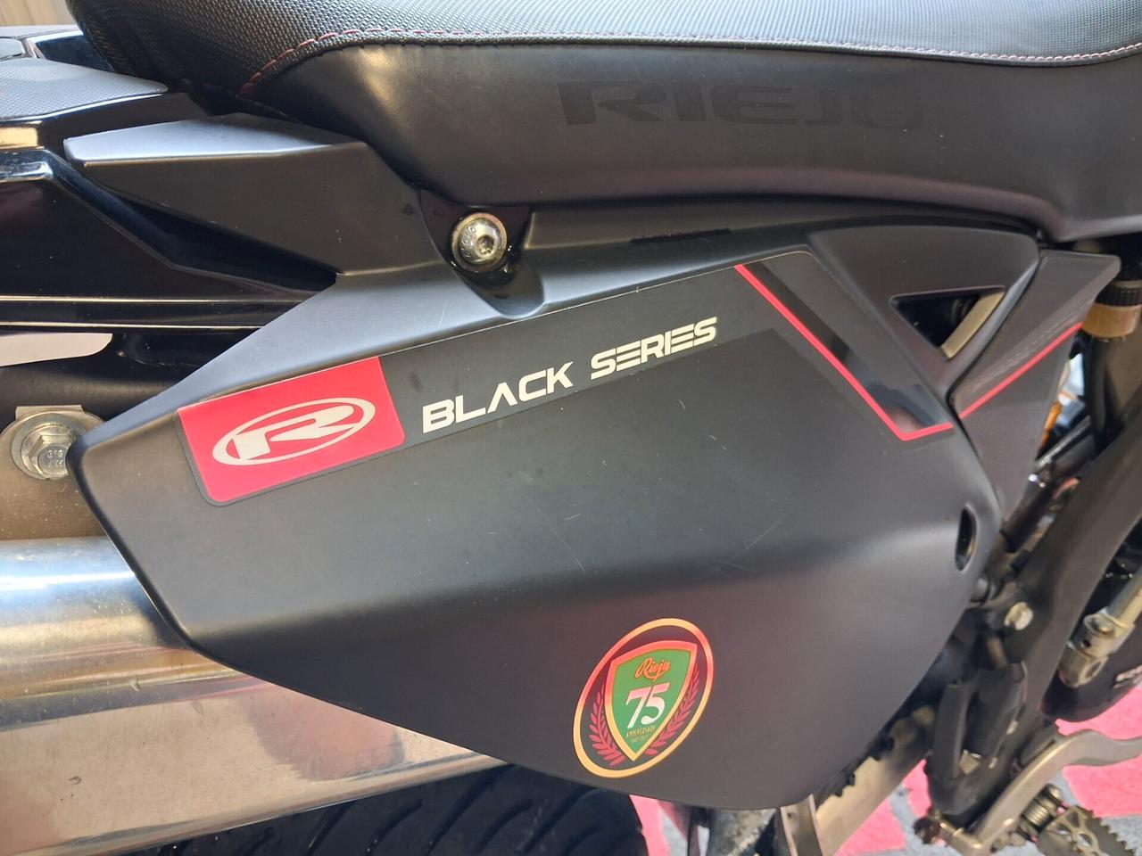 Rieju MRT 50 Motard BLACK SERIES
