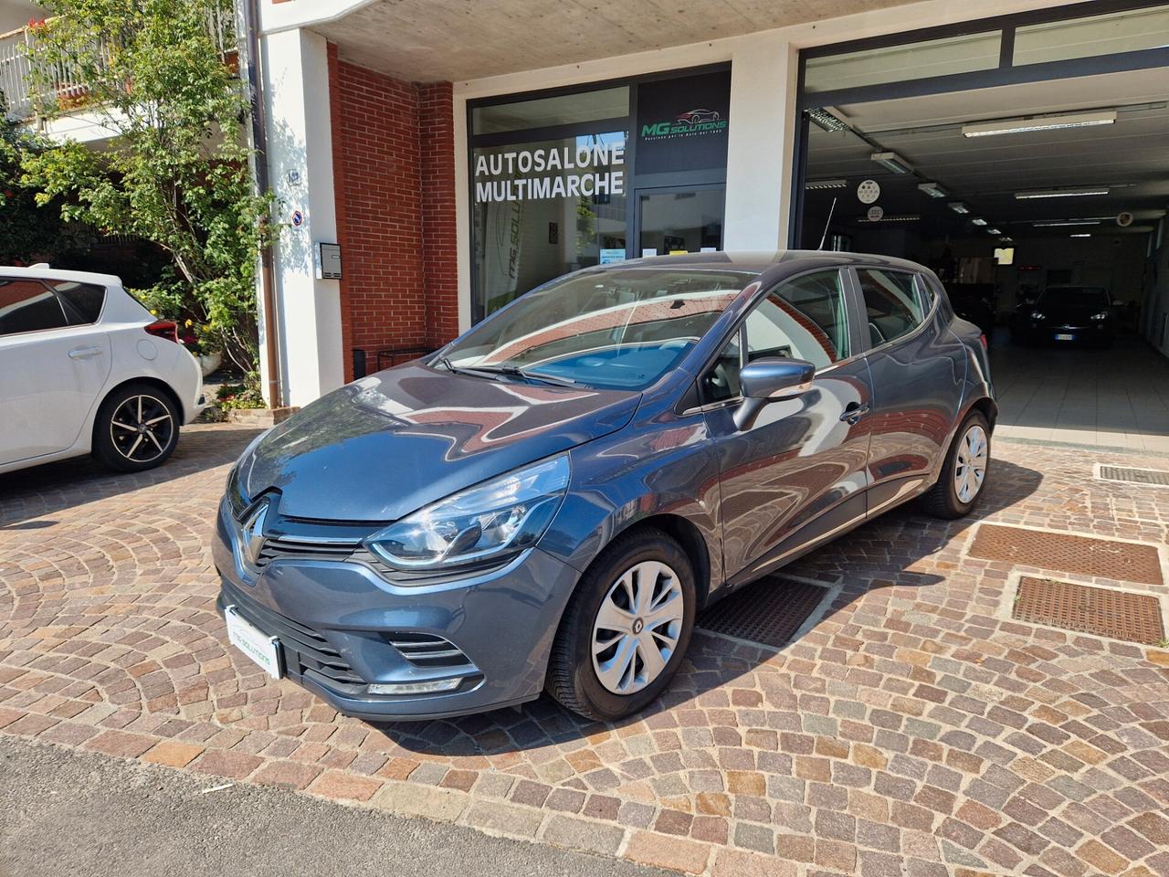 Renault Clio TCe 12V 90CV Start&Stop 5 porte Energy Duel2