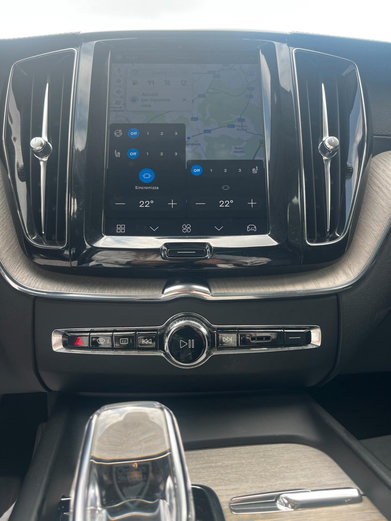 Volvo XC 60 XC60 B4 (d) AWD Geartronic Momentum Pro