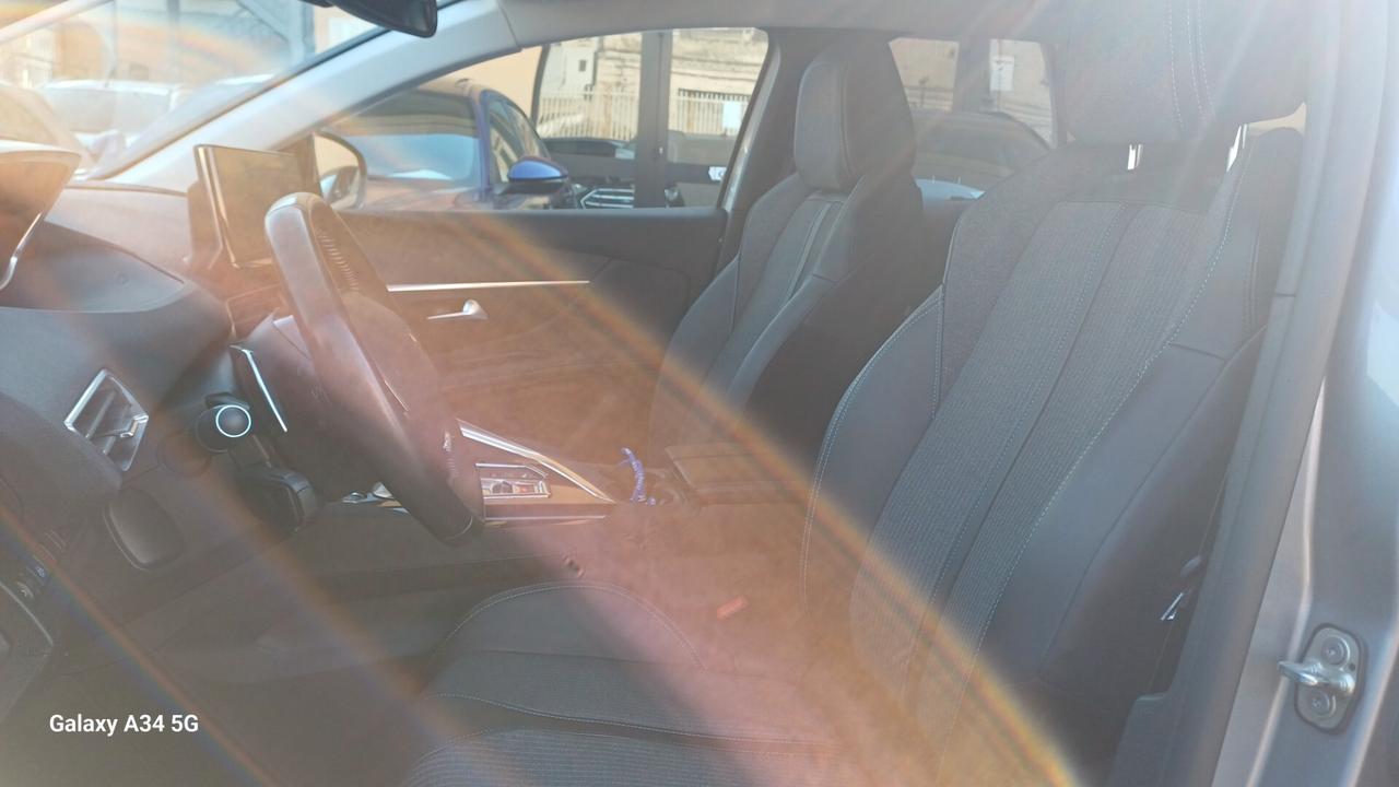 Peugeot 3008 BlueHDi 130 Allure 2023!!