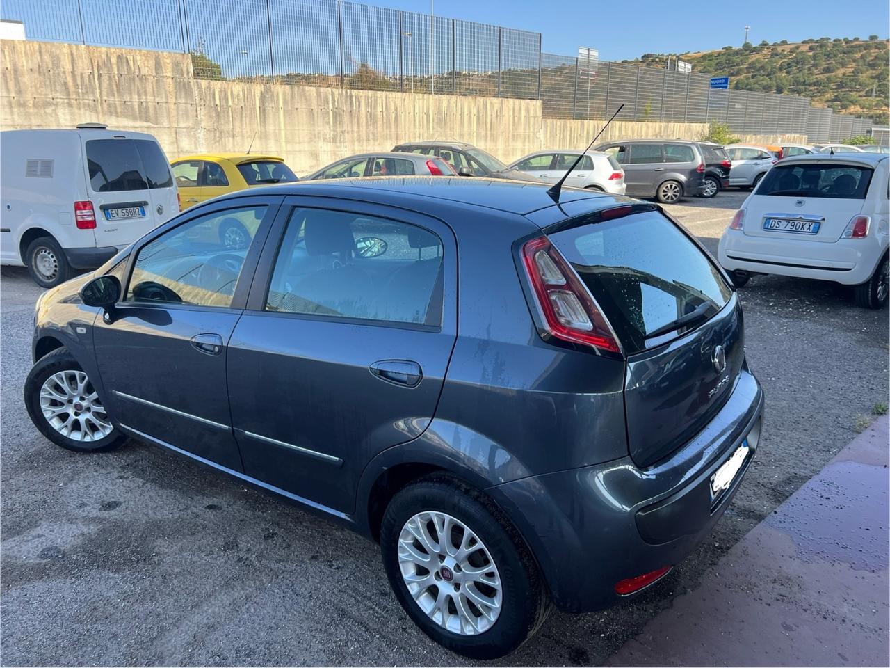 Fiat Punto evo 1.3 mjt 75cv neopatentati garantita