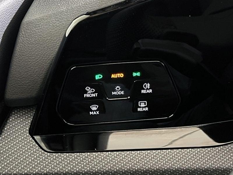 Volkswagen Golf Golf 2.0 TDI 150 CV DSG SCR R-Line