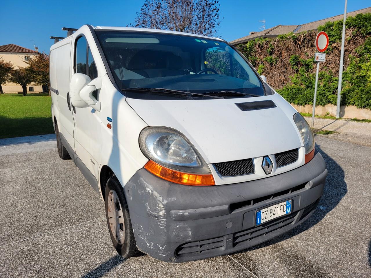 Renault Trafic 1.9 dCi 100cv