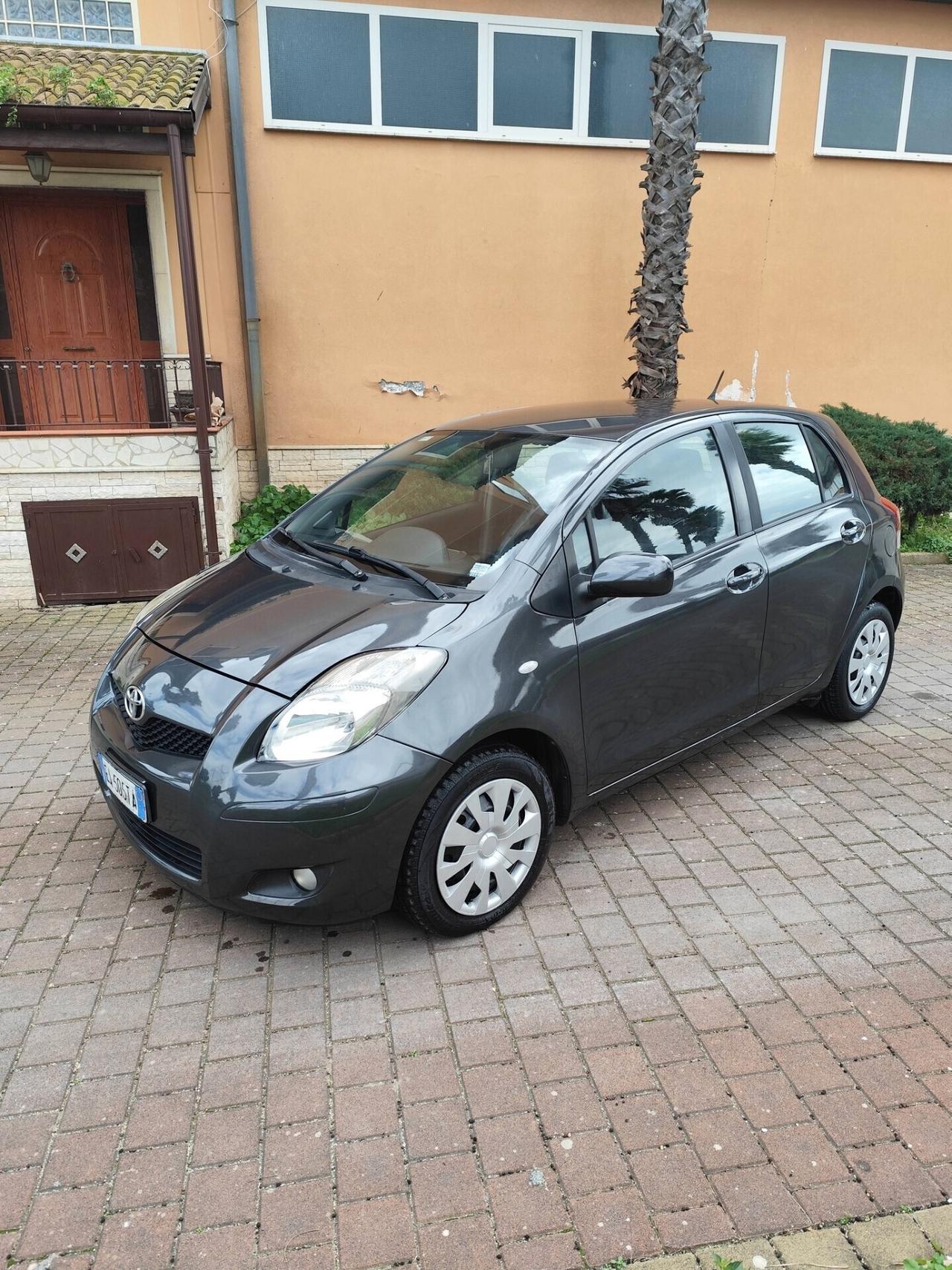 Toyota Yaris 1.3 5 porte M-MT Sol