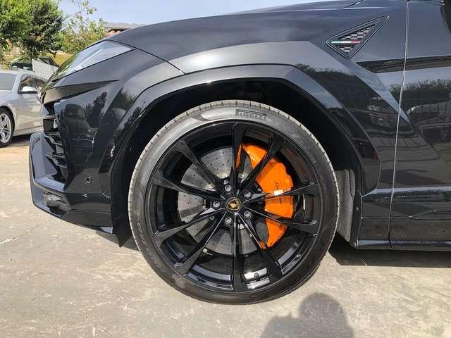 Lamborghini Urus 23" TETTO HUD AKRAPOVIC B&O NIGHT PACK KAMERA LED