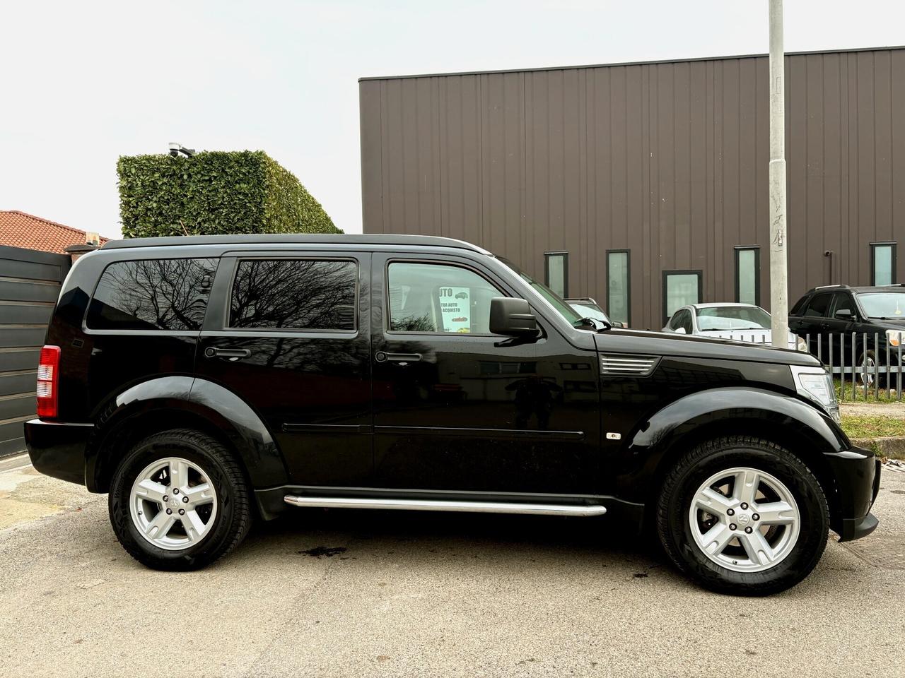 DODGE NITRO 2.8D aut- 155000km-U.PROPR-FULL