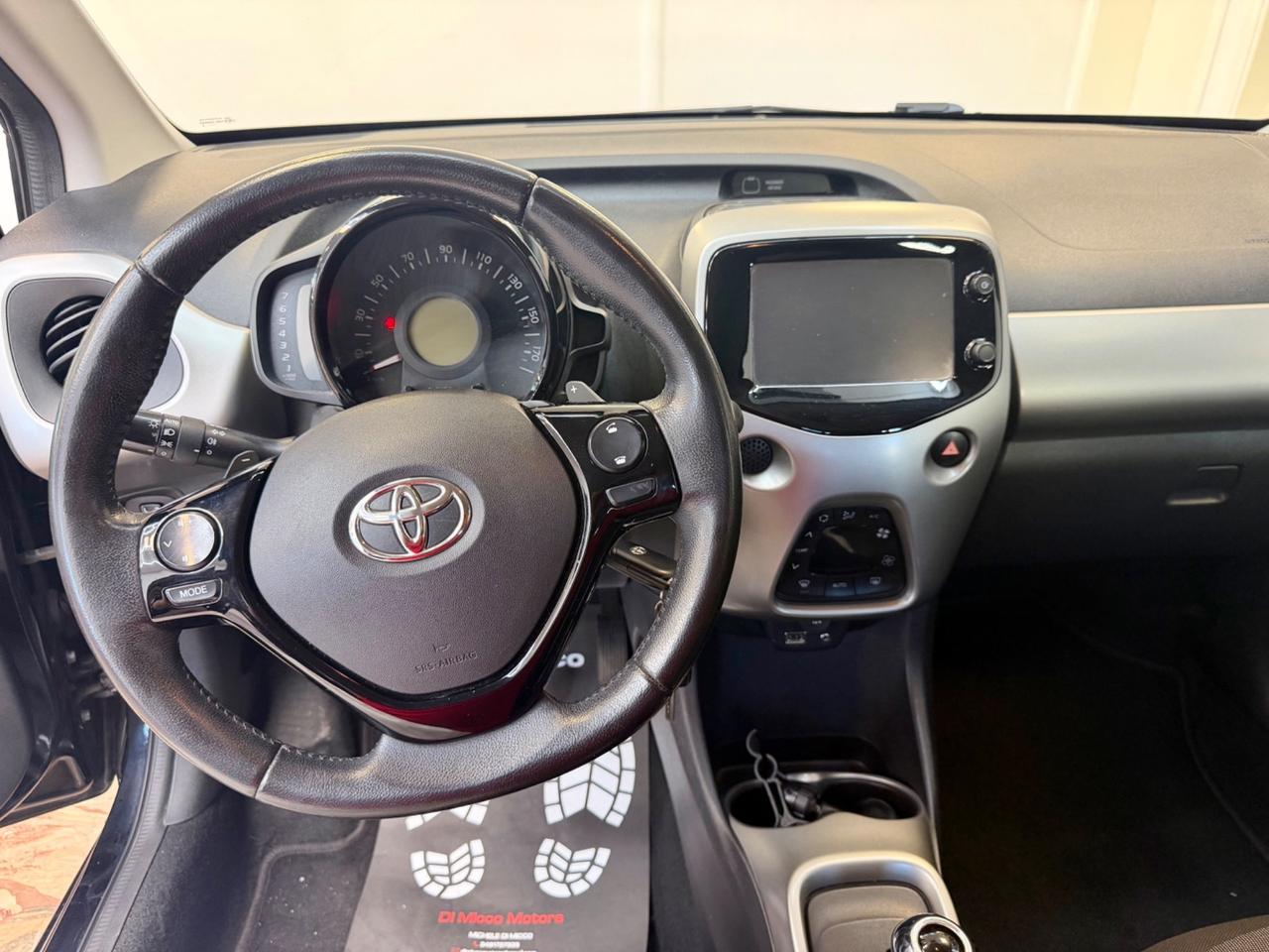 Toyota Aygo 1.0 VVT-i 69 CV 5 porte x-wave MMT