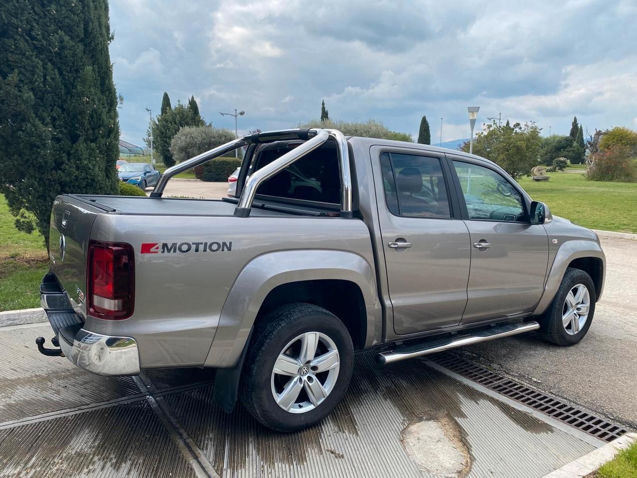 Volkswagen Amarok 3.0 V6 TDI 224 CV 4MOT.BMT permanente aut.DC Highline