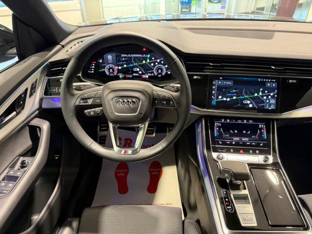 AUDI Q8 50 TDI 286 CV quattro S line edition Black Pack