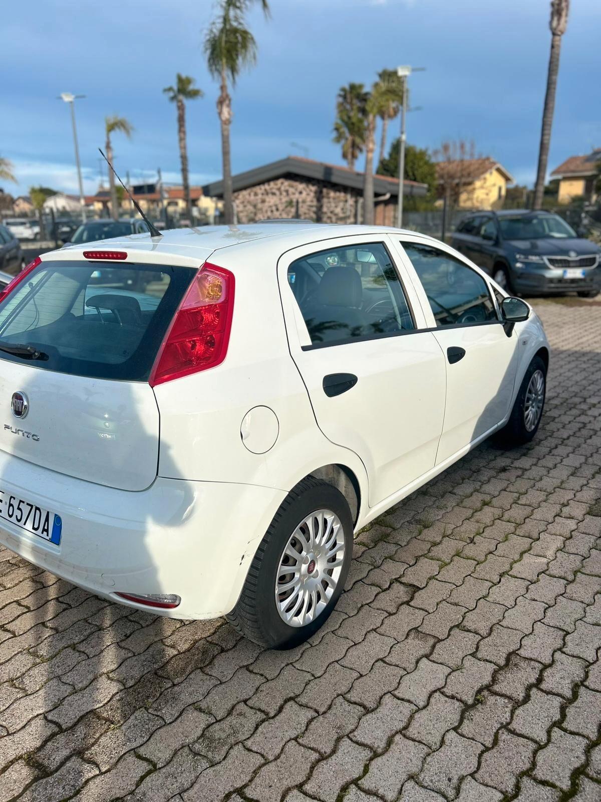 Fiat Punto 1.3 MJT II S&S 85 CV 5 porte ECO Lounge