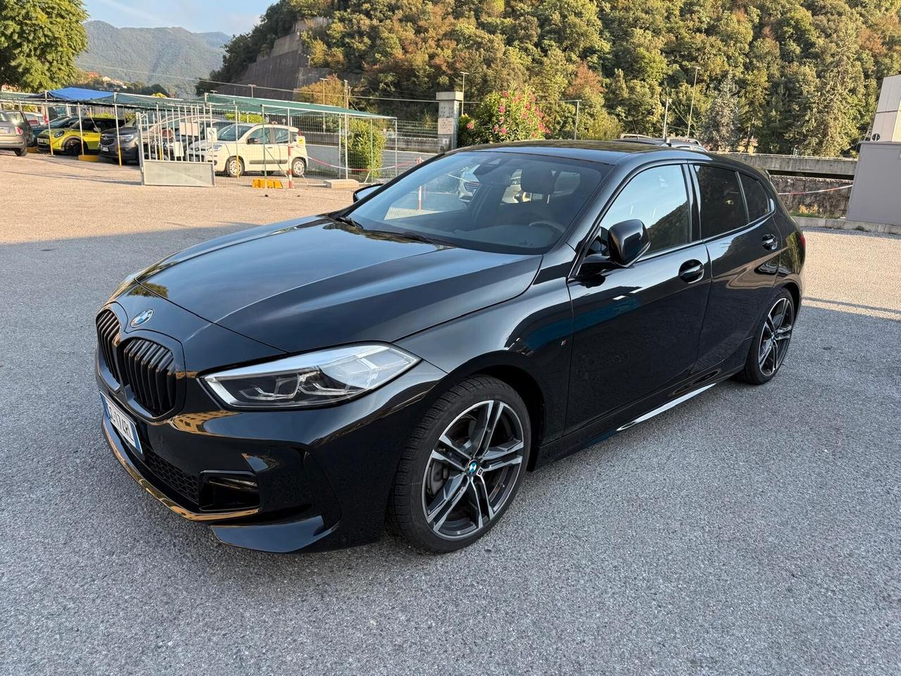 Bmw 118 118i 5p. Msport