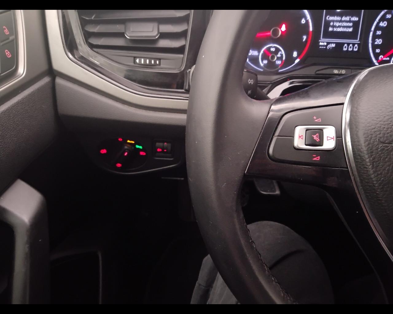 VOLKSWAGEN Polo VI 2017 - Polo 5p 1.0 evo Comfortline 80cv