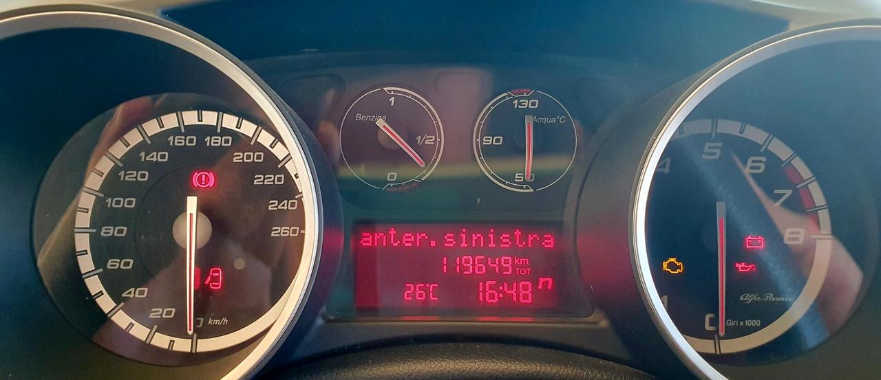 Alfa Romeo Giulietta 1.4 Turbo BENZ. - 2014 - KM. 119.000