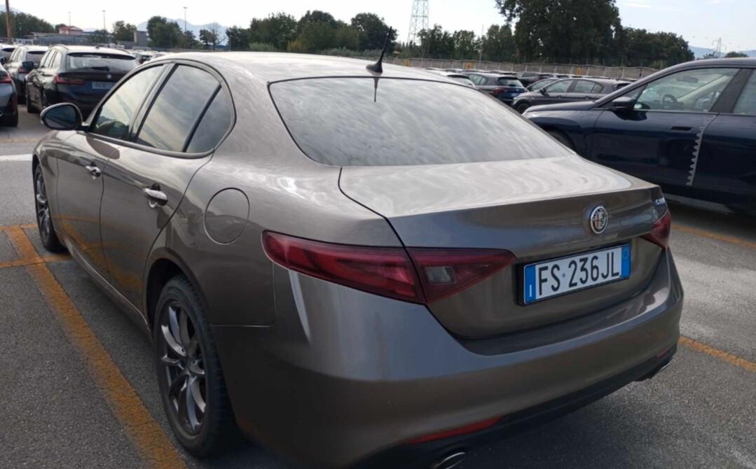 Alfa Romeo Giulia 2.2 Turbodiesel 180 CV Super PREZZO REALE