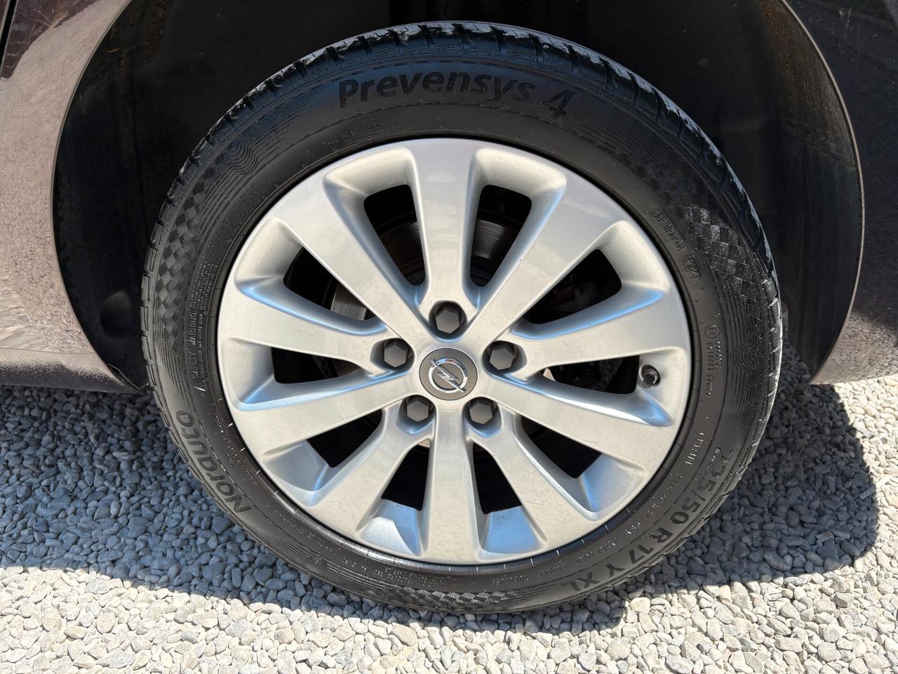 Opel Zafira Tourer 1.6 Turbo EcoM 150CV