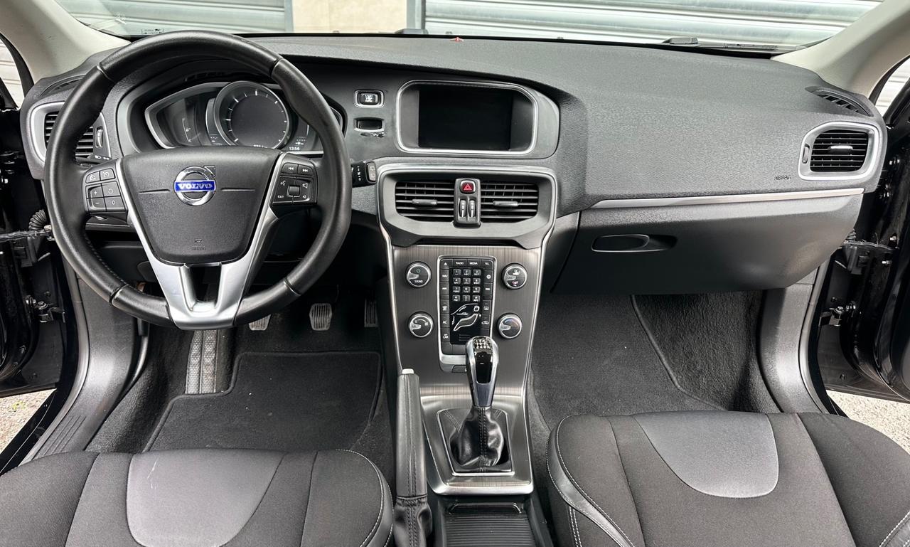 Volvo V40 D2 ‘eco’ Momentum 2.0 diesel 120cv