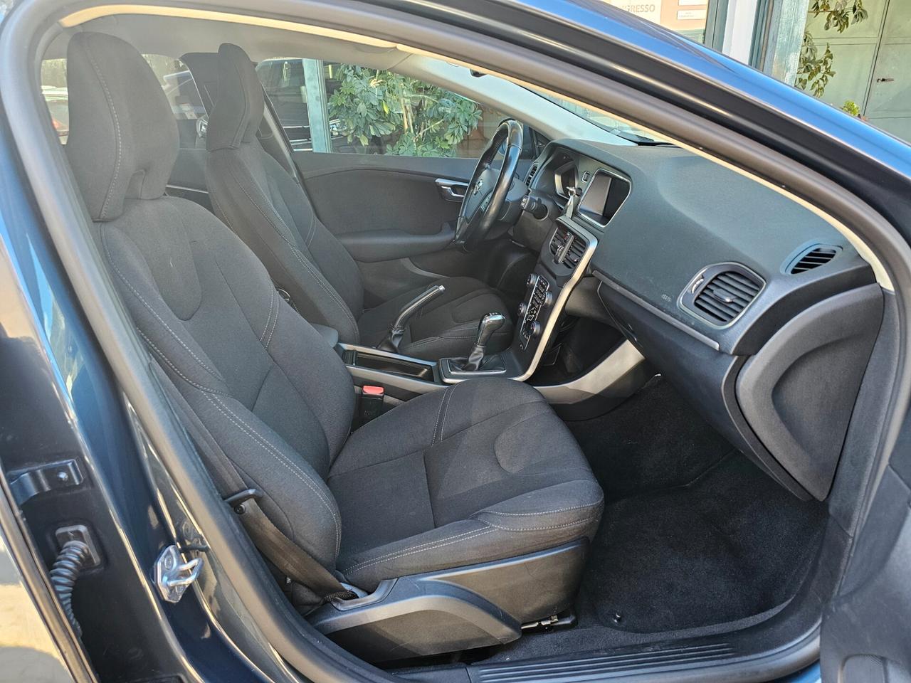 Volvo V40 D2 Business