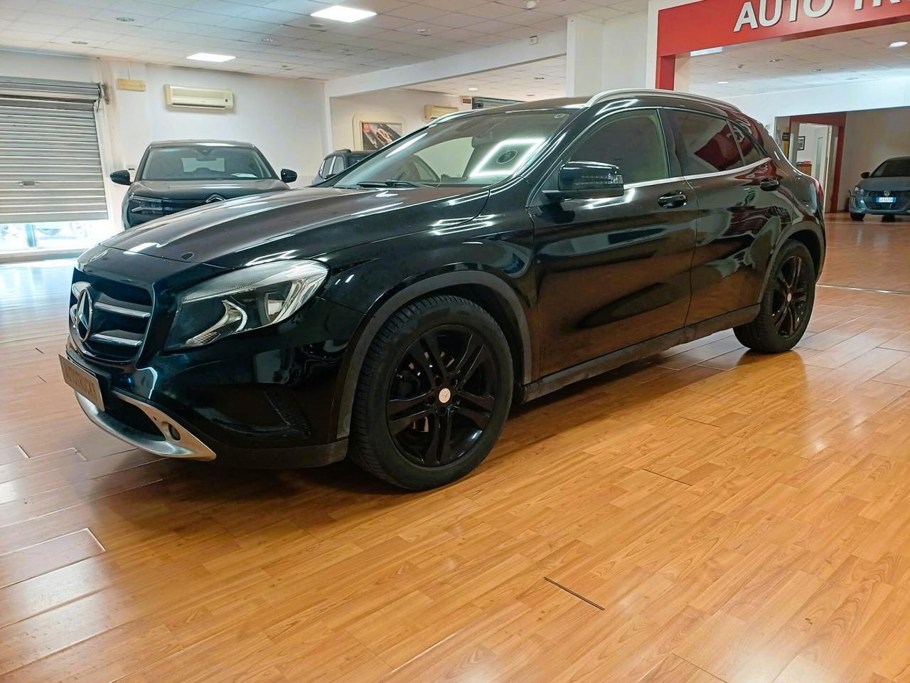Mercedes-benz GLA 220 CDI Automatic 4Matic Sport
