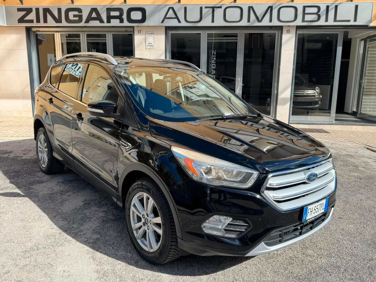 FORD KUGA 1.5 TDCI 120 CV. 2WD TITANIUM NAVI+CERCHI