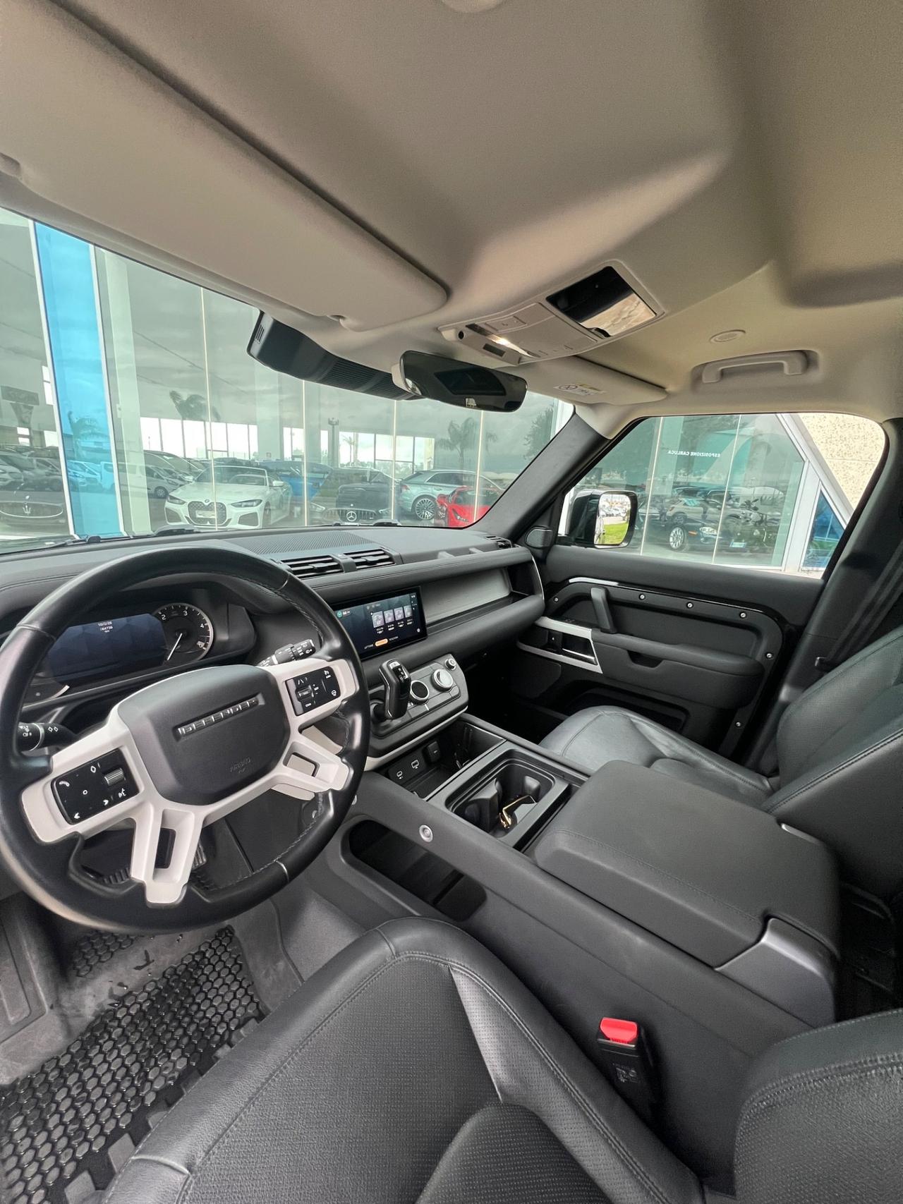 Land Rover Defender 110 3.0D I6 200 CV AWD Auto SE AUTOCARRO N1