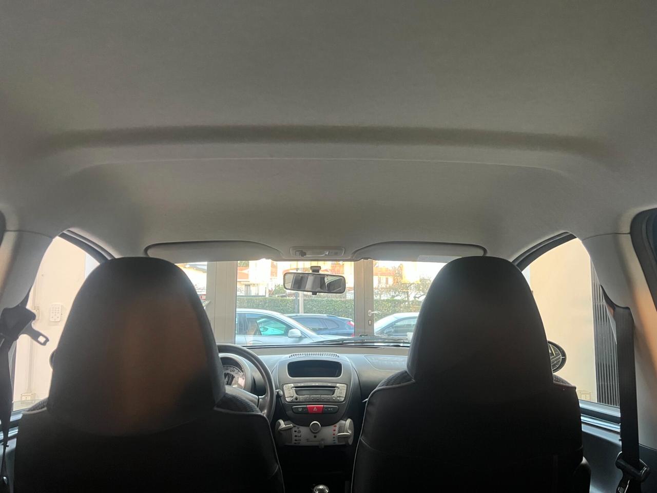 Peugeot 107 1.0 68CV 5p. Active 100000KM