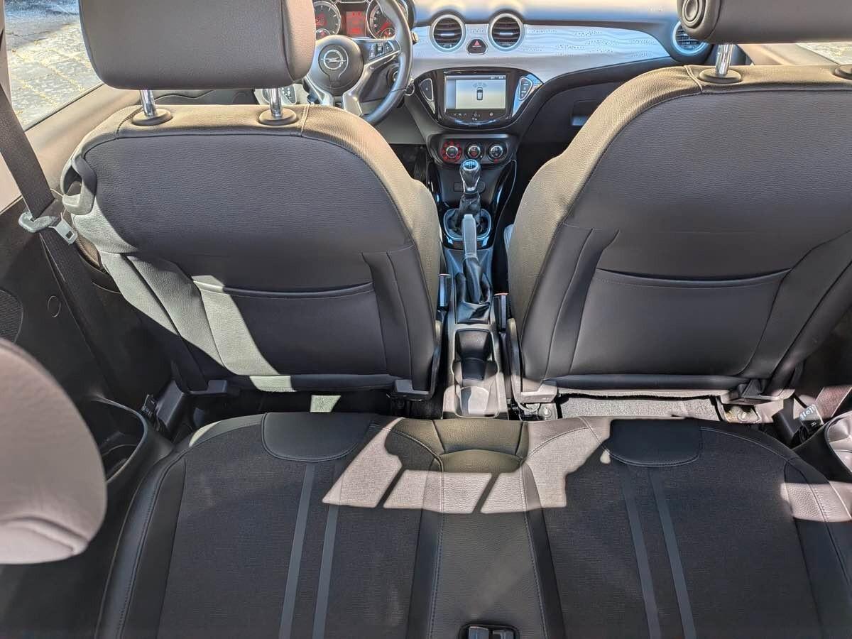 Opel Adam 1.2 70 CV Slam
