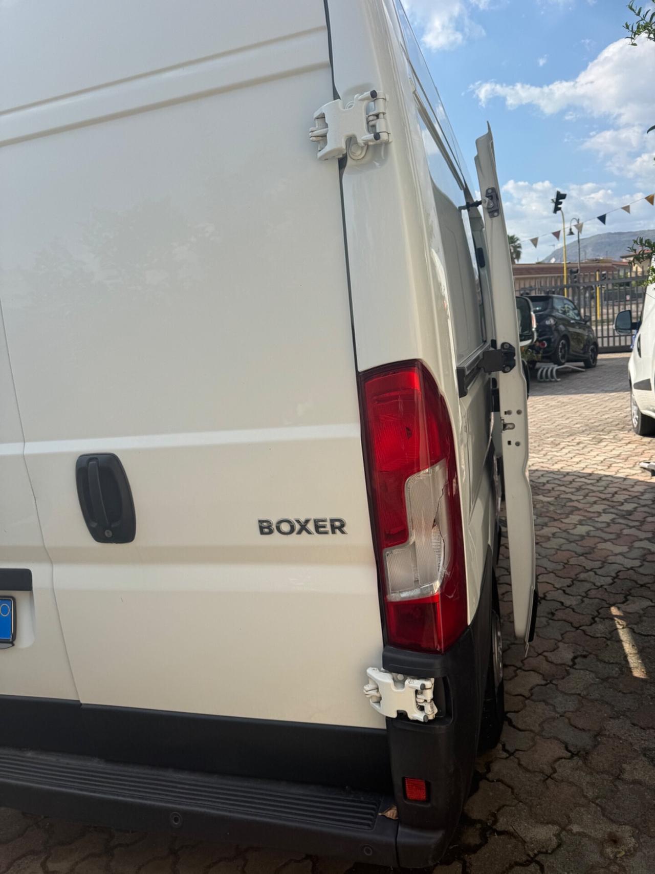 Peugeot Boxer 328 2.2 BlueHDi 120 S&S PC-TN Furgone