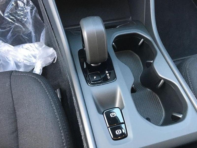 Volvo XC40 B3 automatico Essential 12.485 KM!! PARI NUOVO