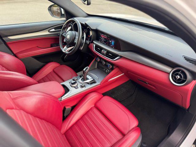 ALFA ROMEO Stelvio 2.2 TURBODIESEL 210 CV AT8 Q4 VELOCE *UNIPROP*
