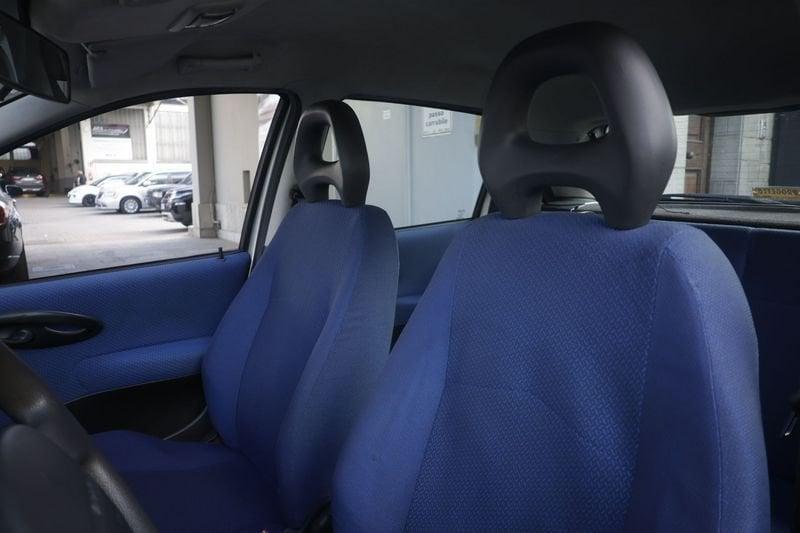 FIAT Punto FIAT Punto Punto 5p 1.2 ELX ANNO 2002