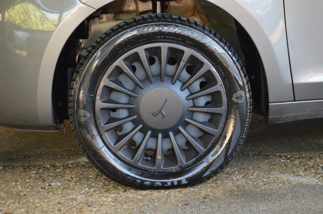 LANCIA Ypsilon 1.0 FireFly 5 porte S&S Hybrid Silver