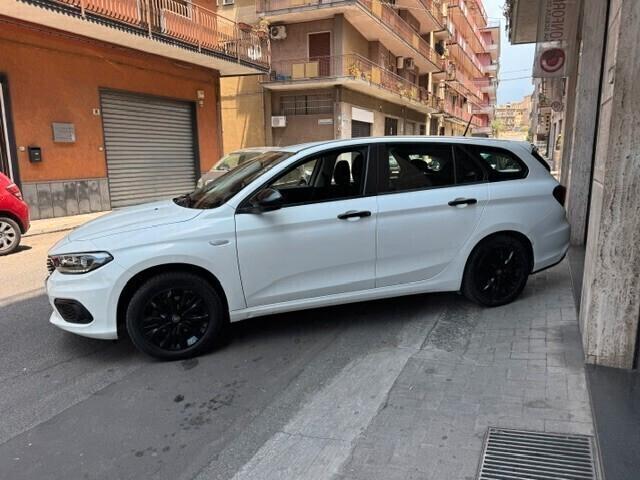 Fiat Tipo 1.3 Mjt S&S SW Street - Sport